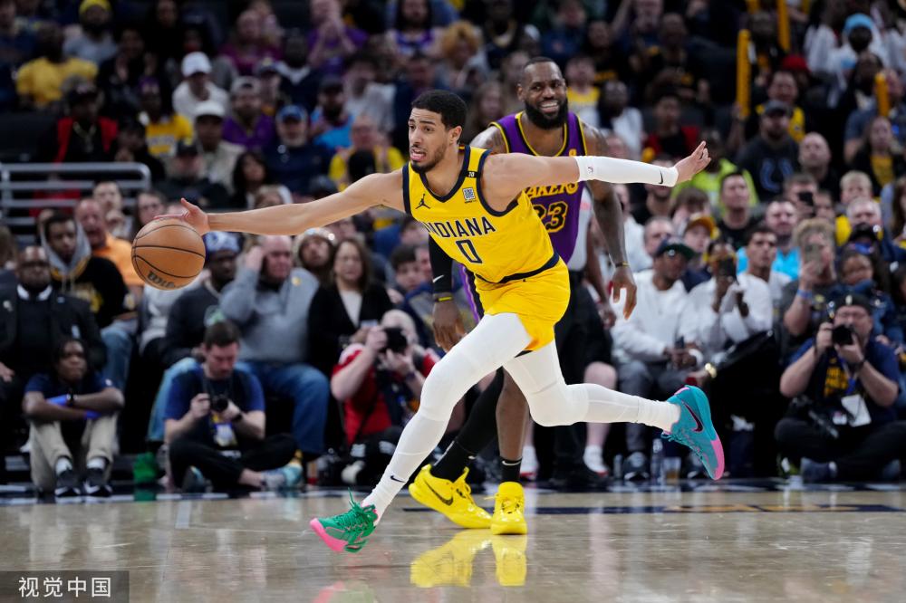 多方面因素 多方面因素