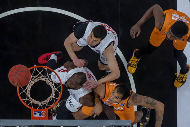 在与澳大利 在与澳大利